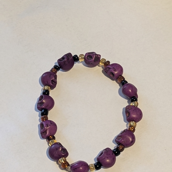 Purple Skull Beaded Stretch Bracelet - Picture 4 of 4